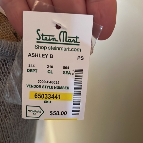 NWT Live and Let Live Sweater w/ Scarf Size PS - Picture 6 of 7